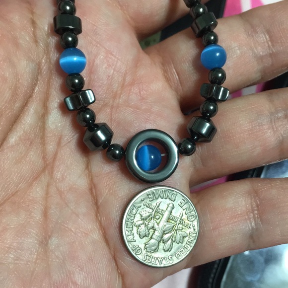 🖤NEW💕hematite & blue catseye stone necklace - Picture 5 of 5